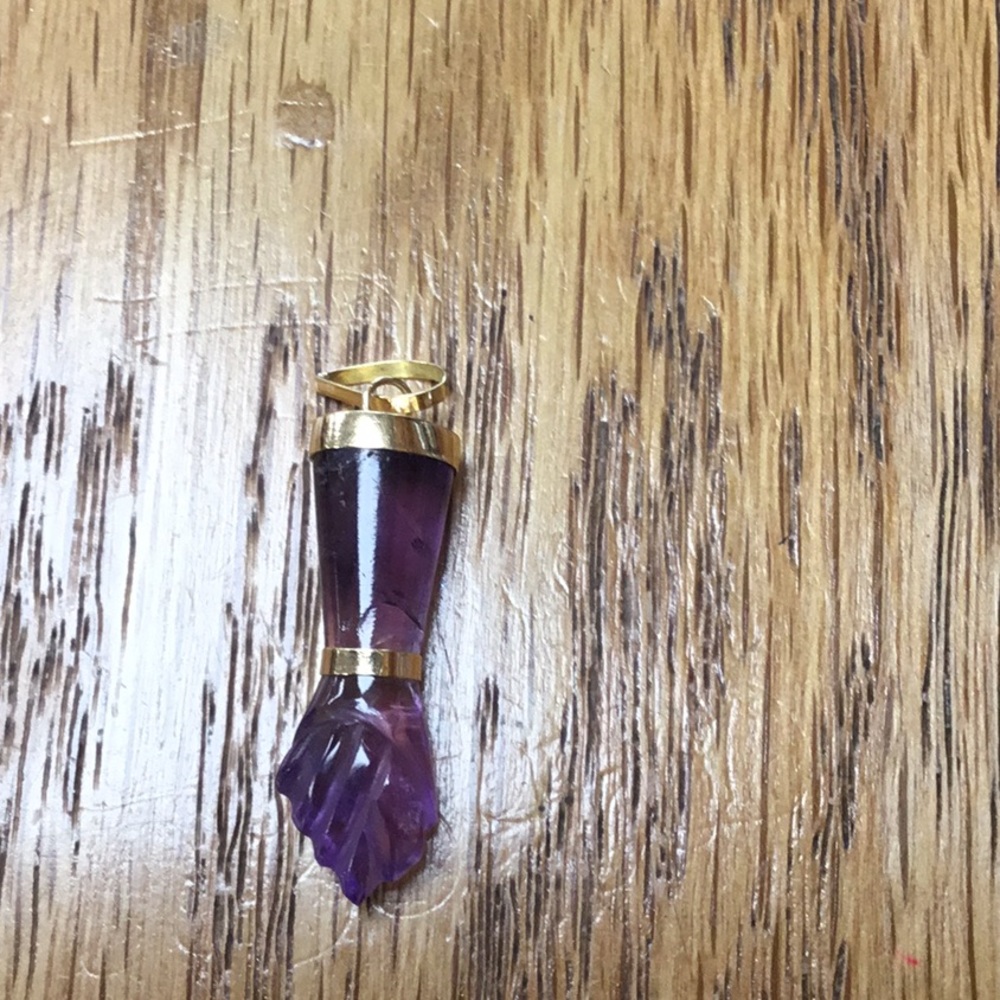 Vintage 18kt Amethyst Figa Fist Pendant
